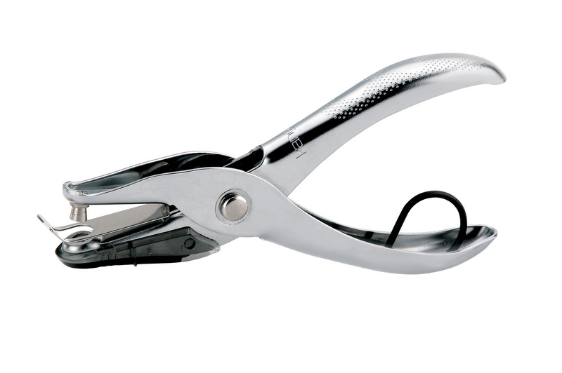1- gaats perforator one hole kangaro